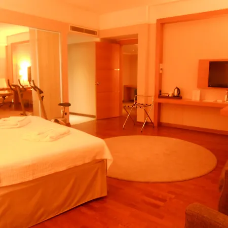 Anemon Kent Hotel